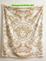 Versace White Gold Medusa Greek Key Baroque Floral Print Flannel Sofa Throw Blanket IMG_1301